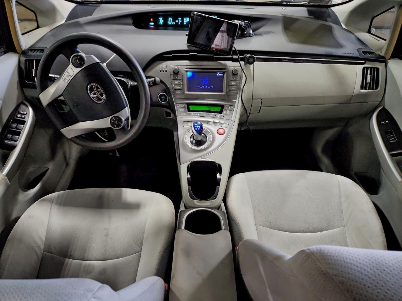 2012 TOYOTA PRIUS