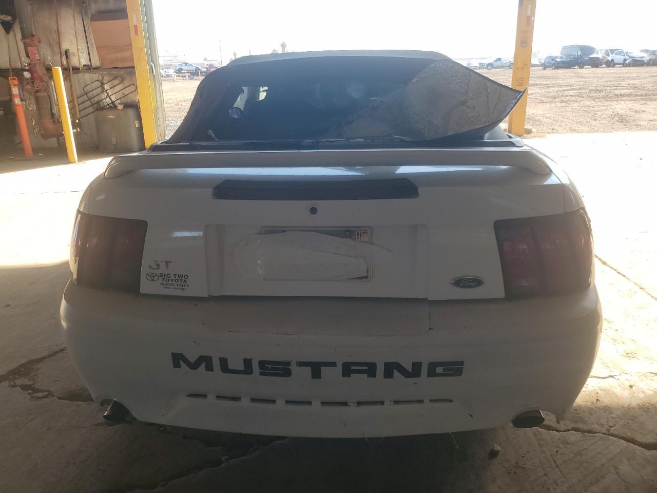 1995 FORD MUSTANG