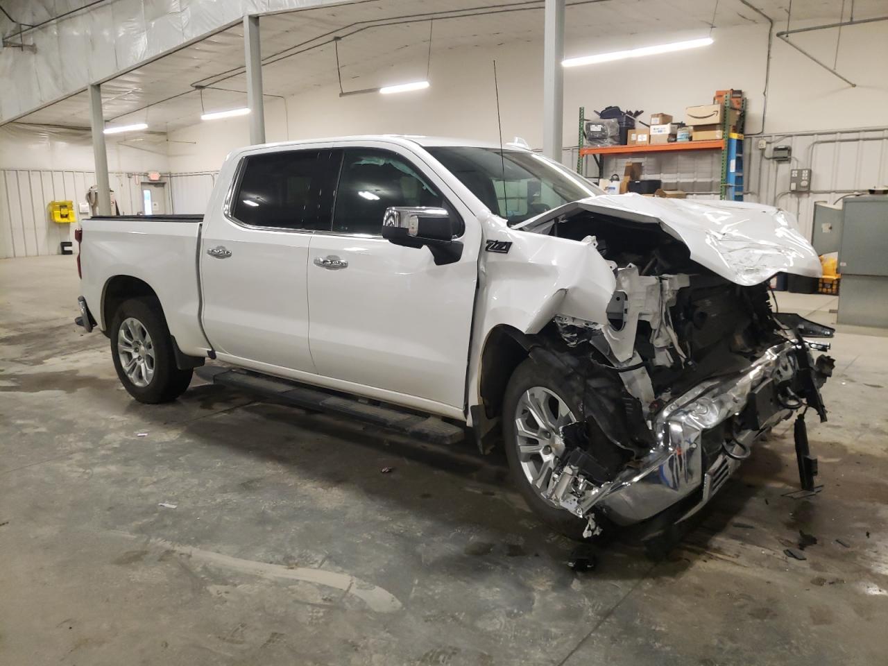 2024 CHEVROLET Silverado