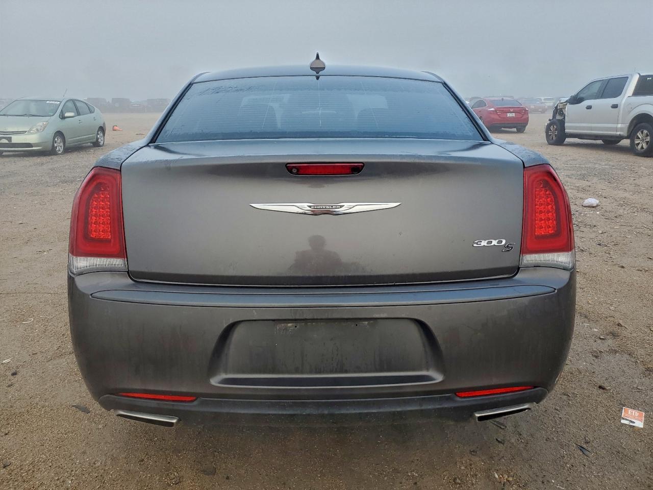 2019 CHRYSLER 300