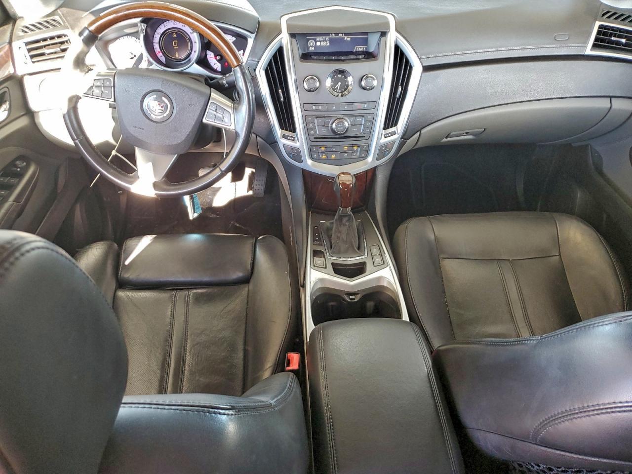 2010 CADILLAC SRX