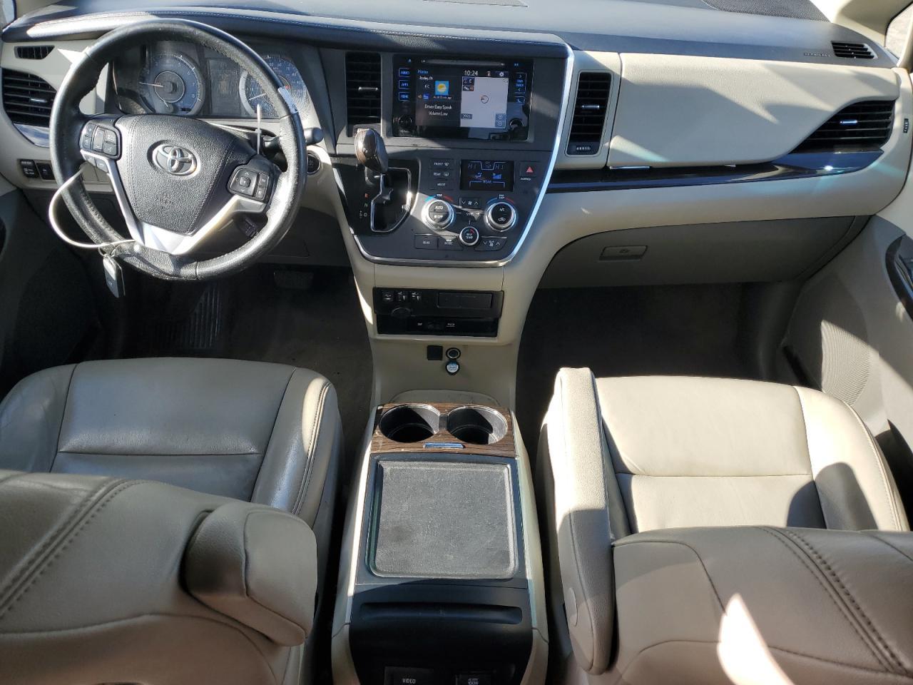 2015 TOYOTA SIENNA