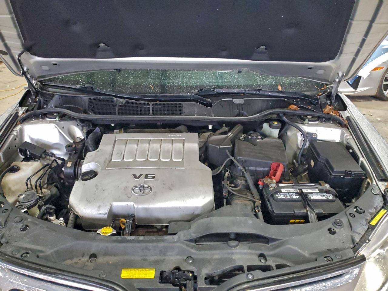 2011 TOYOTA VENZA