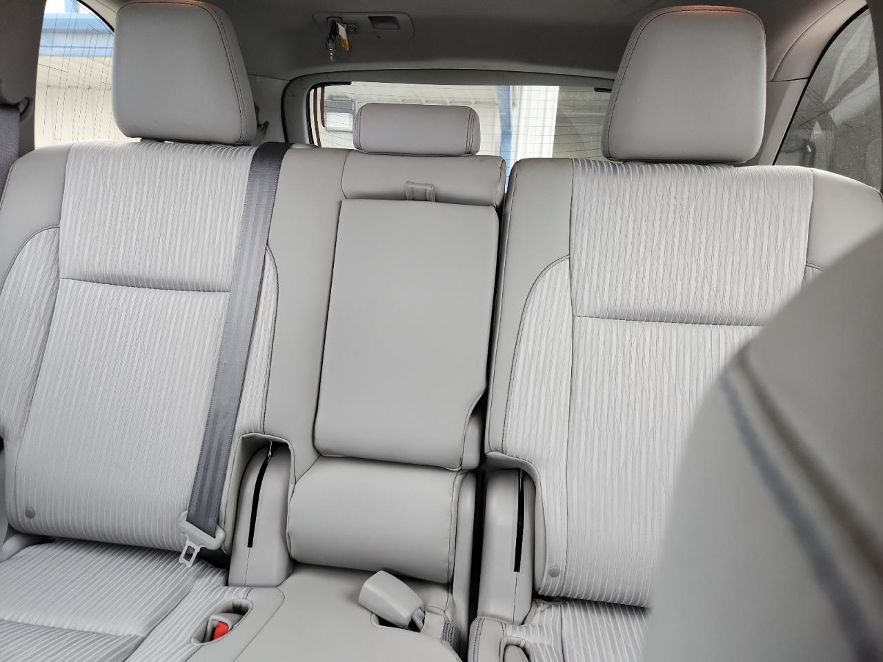 2015 TOYOTA HIGHLANDER