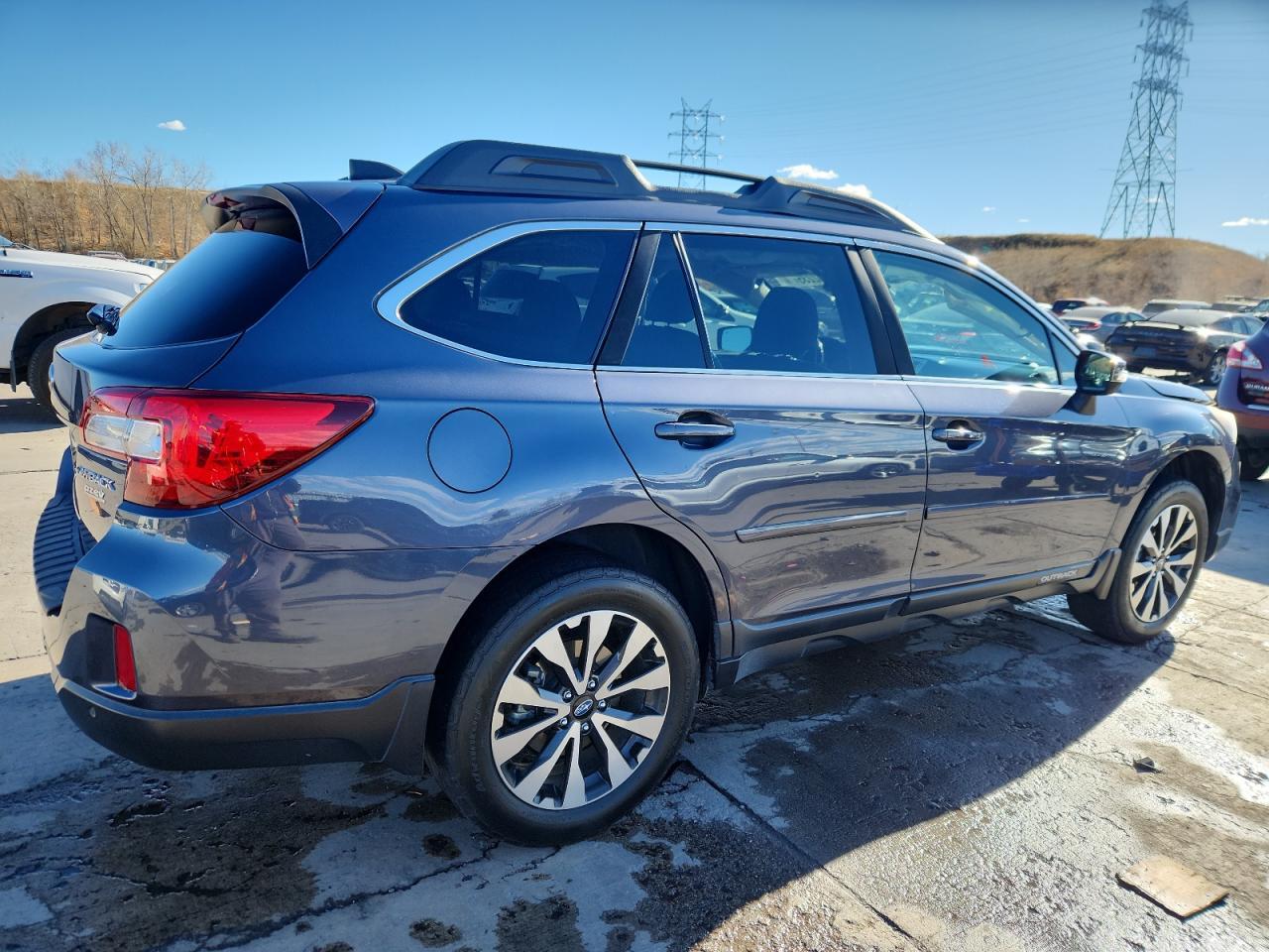 2017 SUBARU Outback