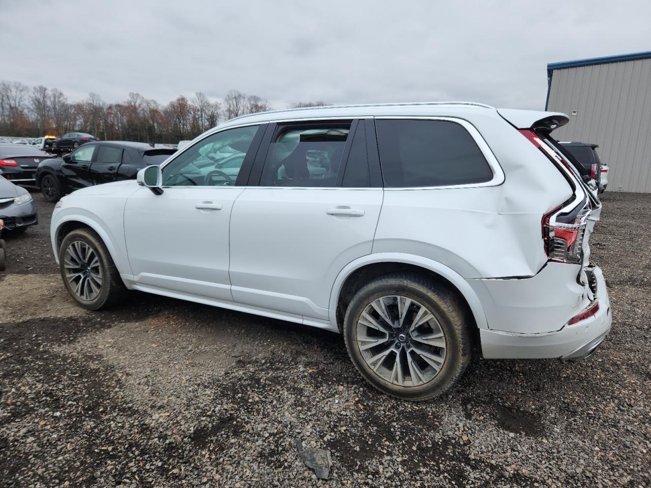 2020 VOLVO XC90