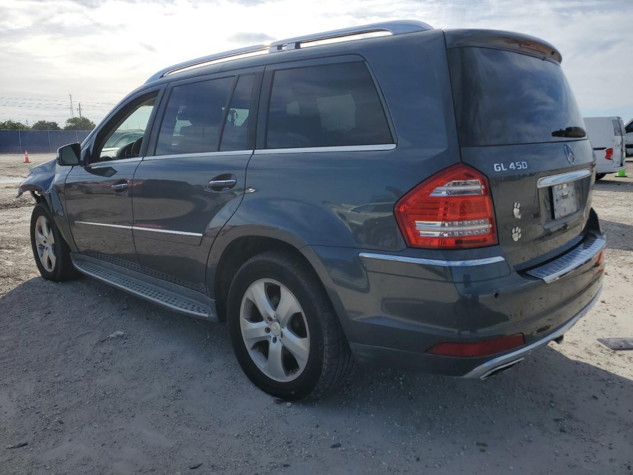 2011 MERCEDES-BENZ GL-Class