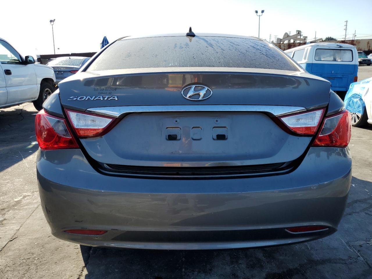 2013 HYUNDAI SONATA