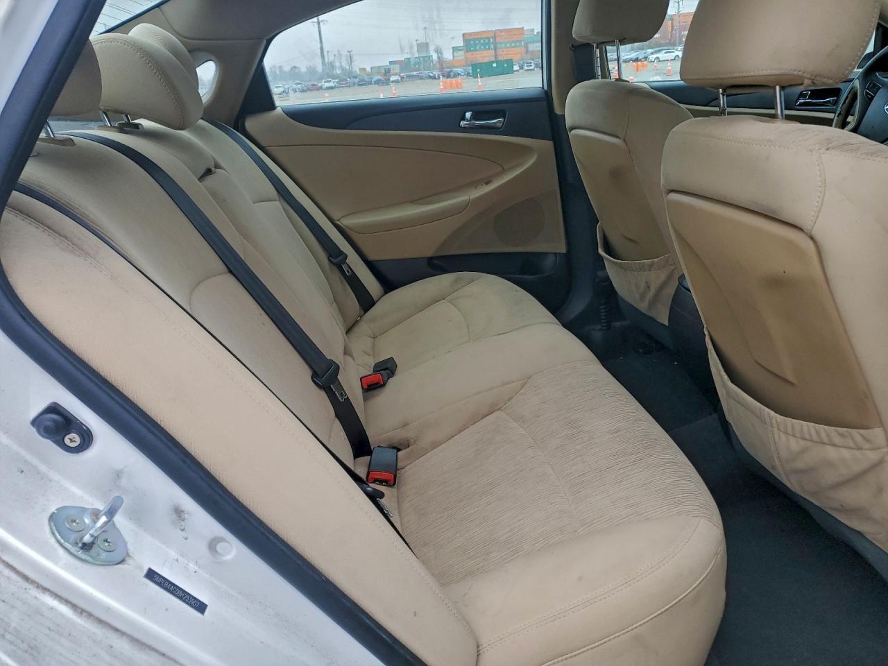 2011 HYUNDAI SONATA