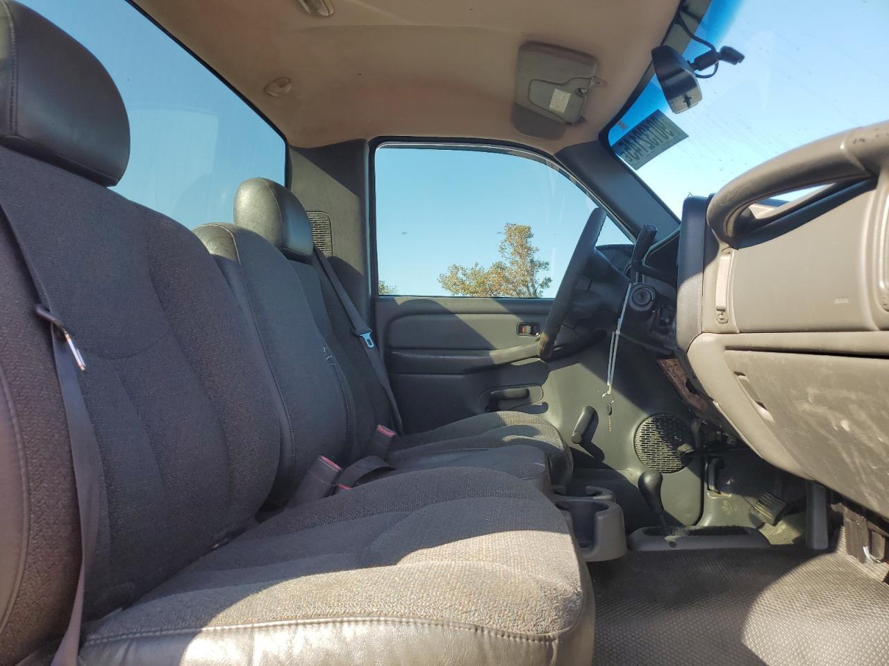 2004 CHEVROLET Silverado