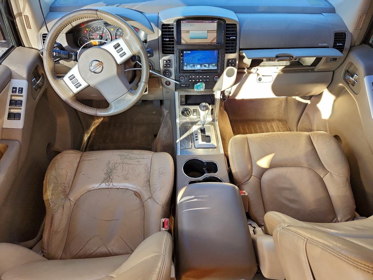 2010 NISSAN PATHFINDER
