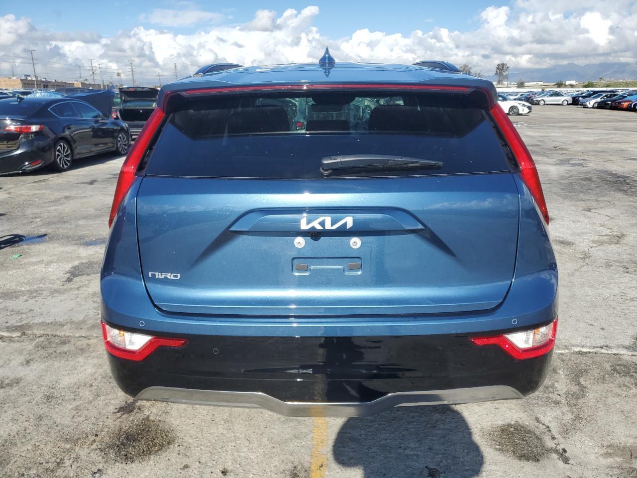 2025 KIA Niro