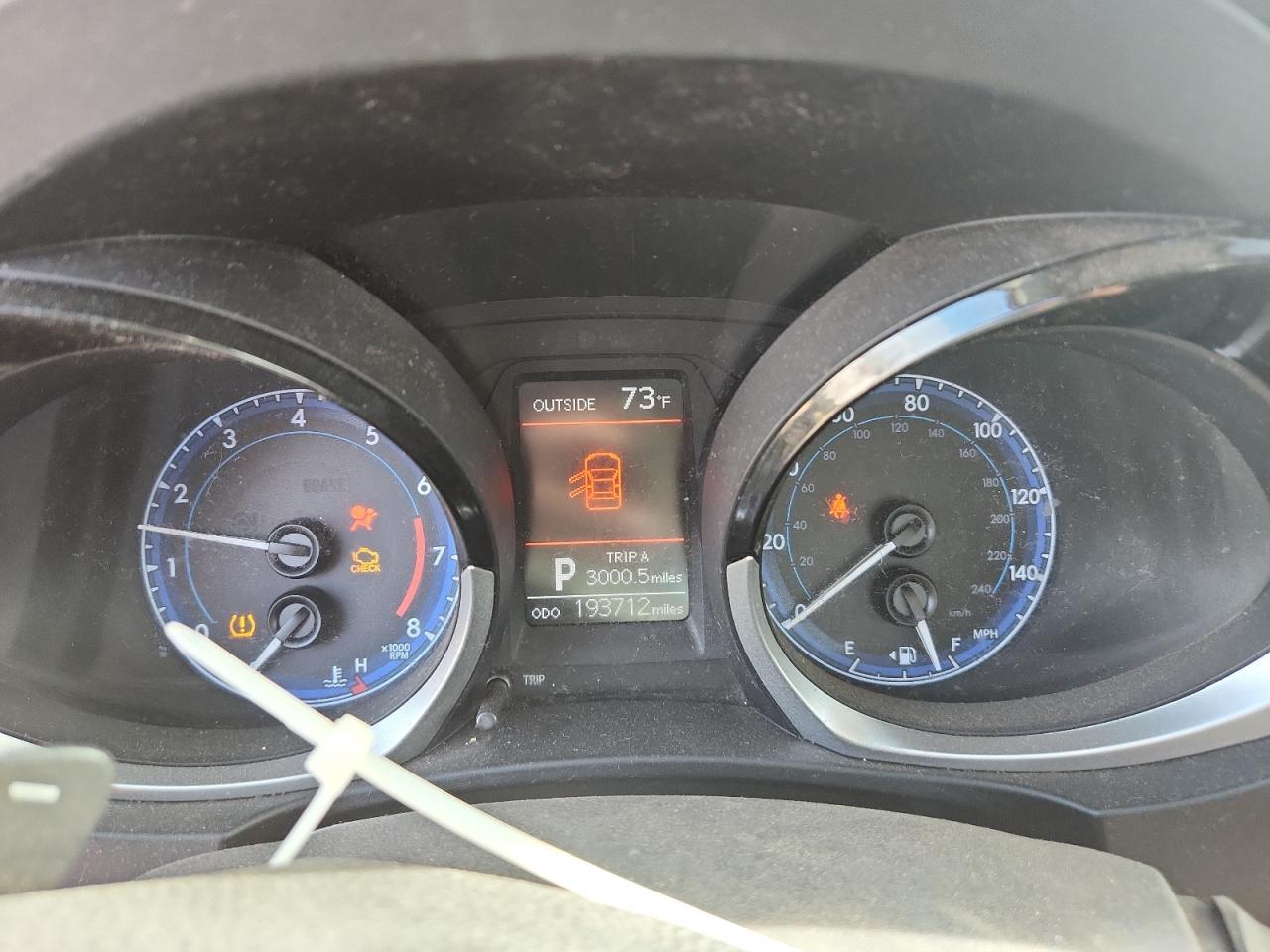 2015 TOYOTA COROLLA