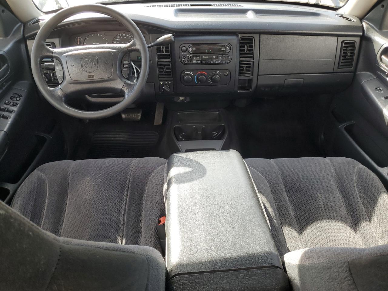2004 DODGE Dakota