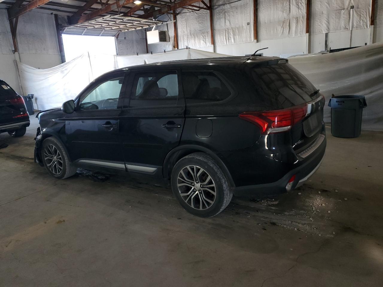 2016 MITSUBISHI outlander