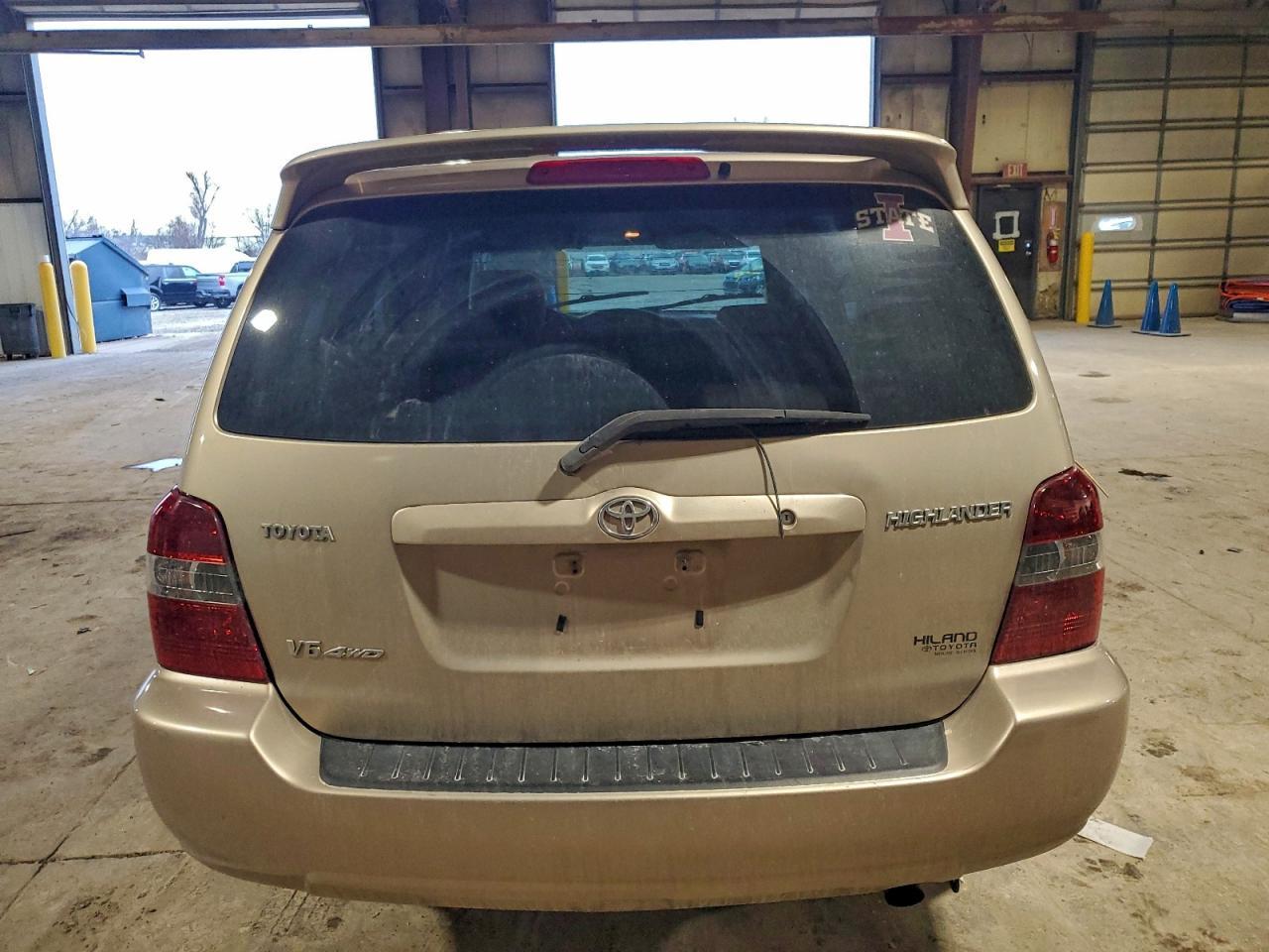 2005 TOYOTA HIGHLANDER