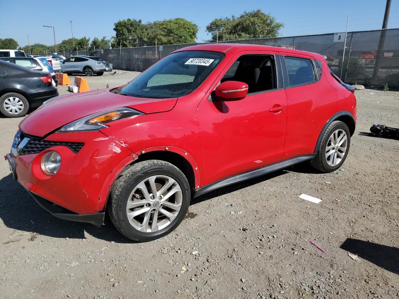 2015 NISSAN Juke