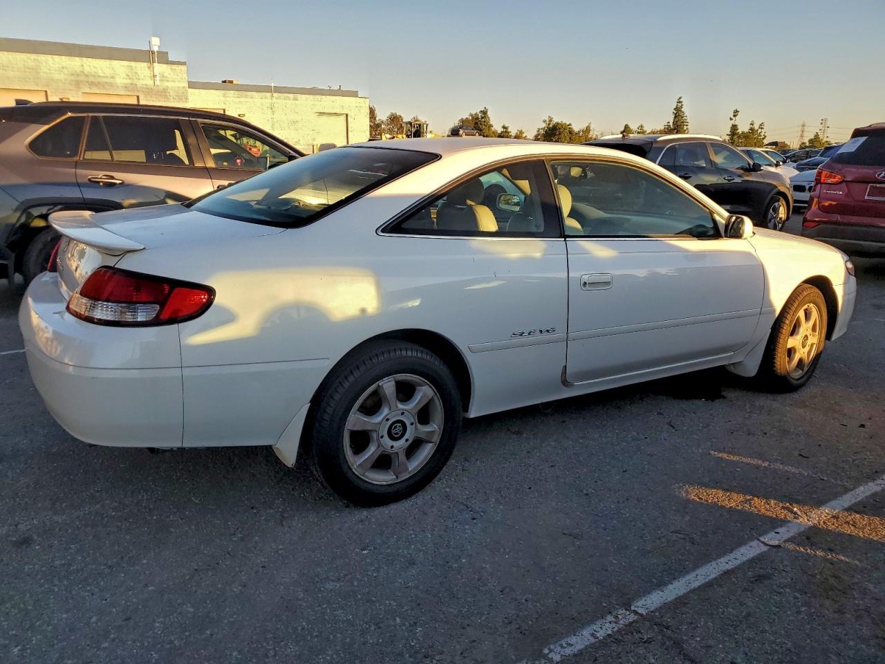 2001 TOYOTA CAMRY
