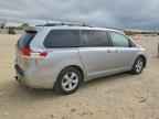 2011 TOYOTA SIENNA