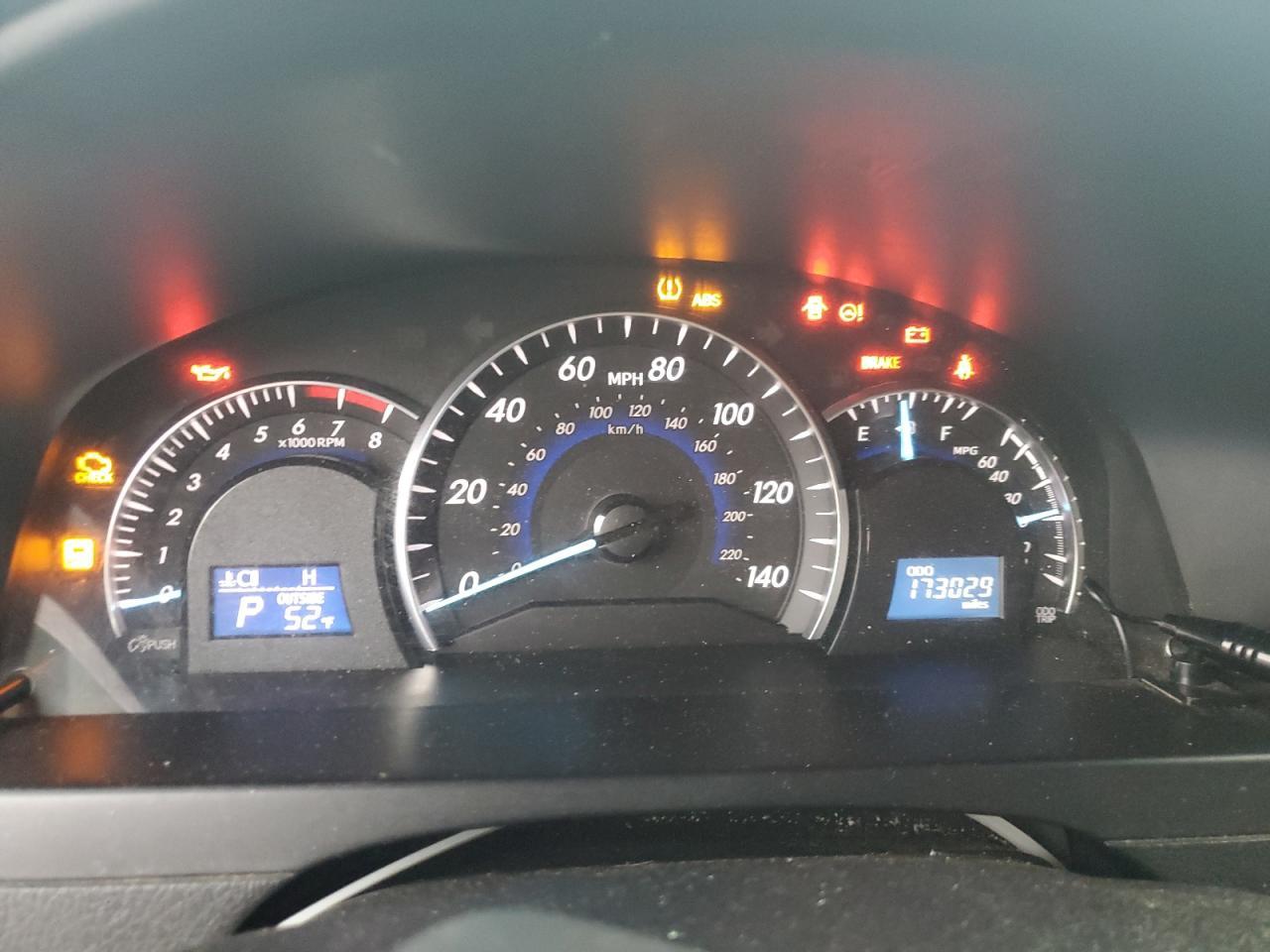 2013 TOYOTA CAMRY