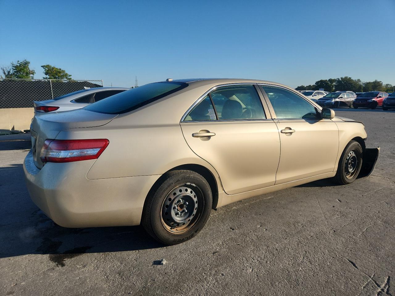 2010 TOYOTA CAMRY