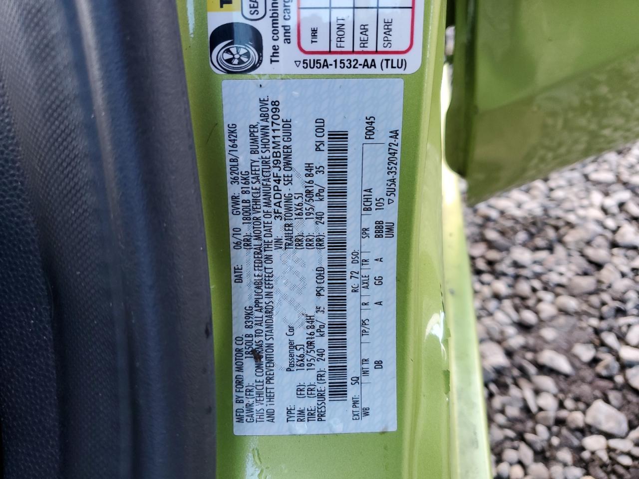 2011 FORD Fiesta