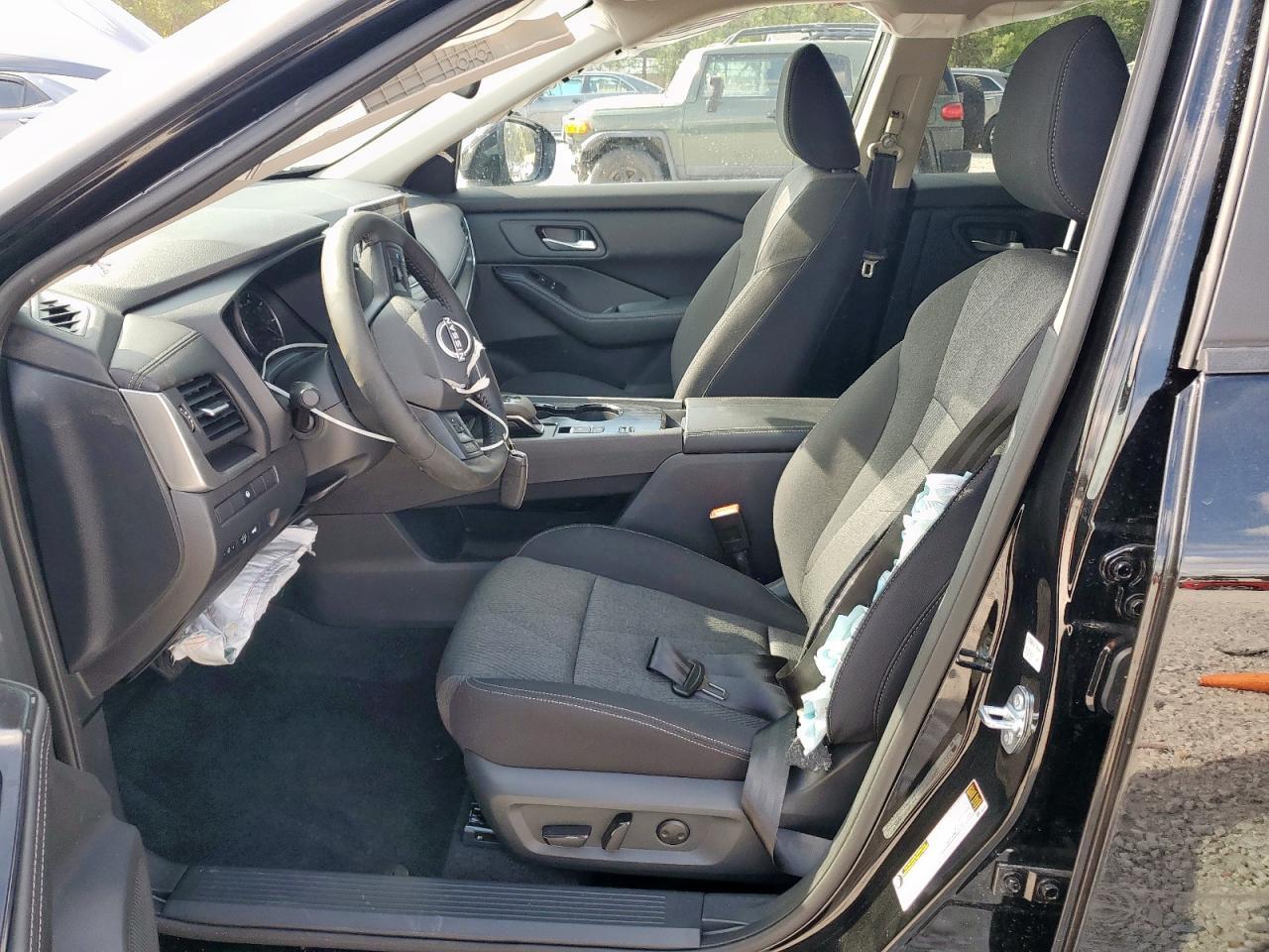 2025 NISSAN ROGUE