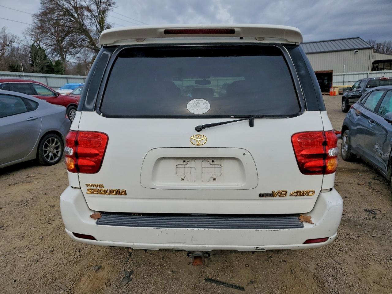 2002 TOYOTA Sequoia