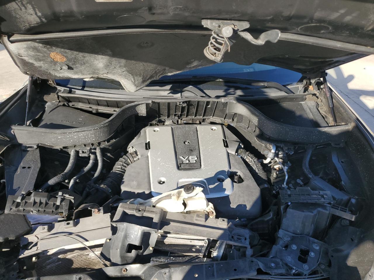 2012 INFINITI FX35