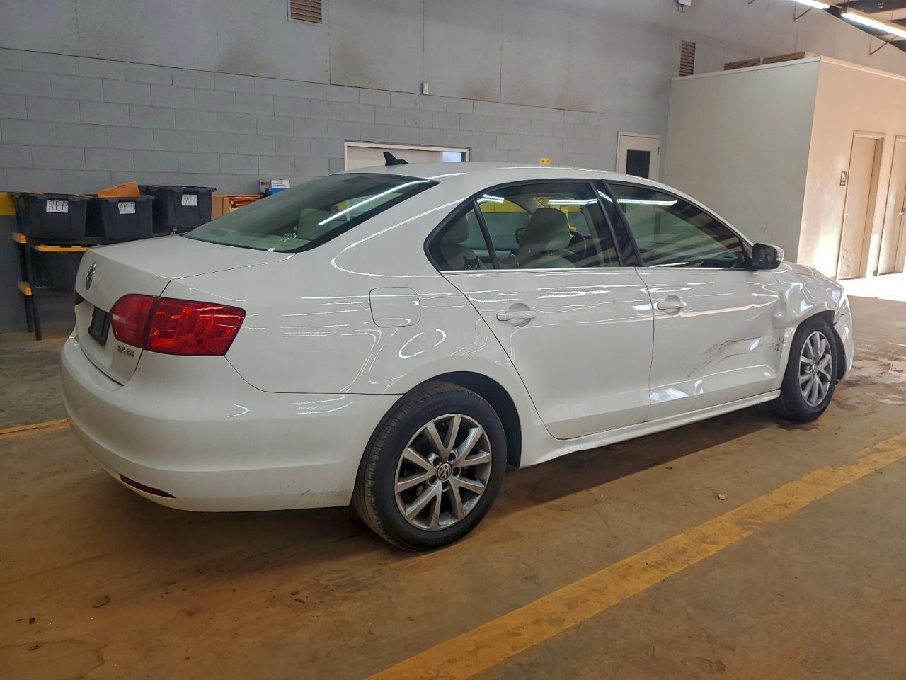 2013 VOLKSWAGEN JETTA