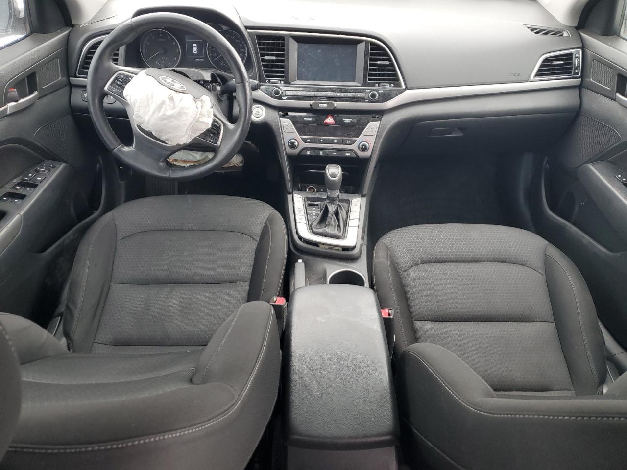 2017 HYUNDAI ELANTRA