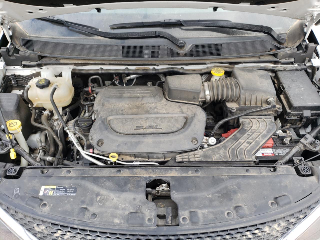 2021 CHRYSLER Voyager