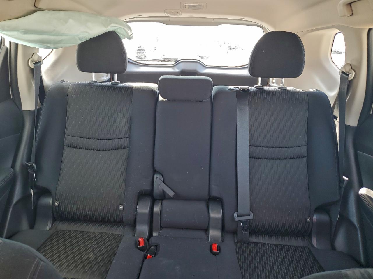 2017 NISSAN ROGUE