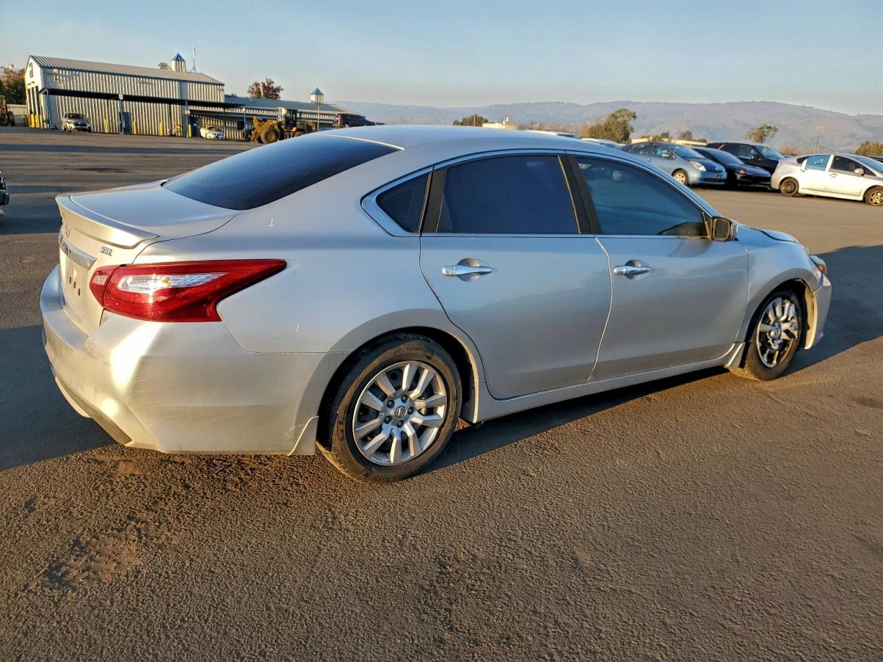 2016 NISSAN ALTIMA