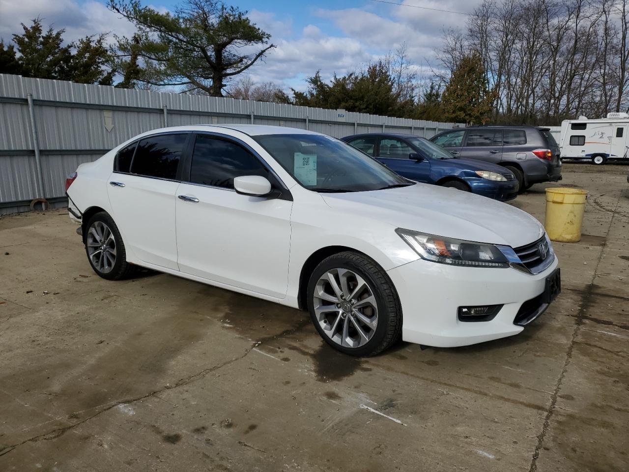 2015 HONDA ACCORD