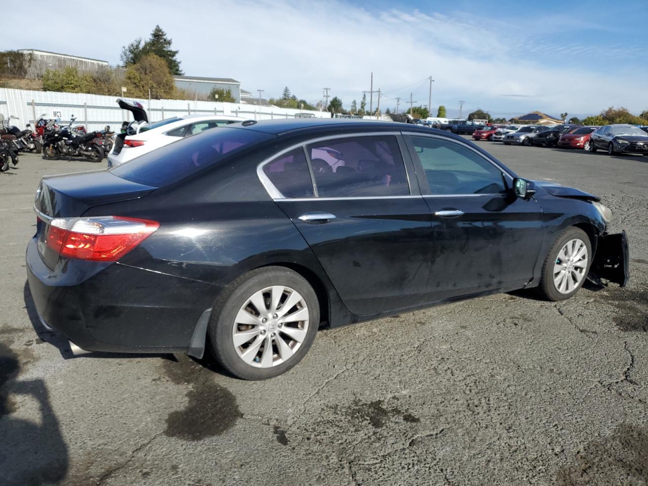 2015 HONDA ACCORD