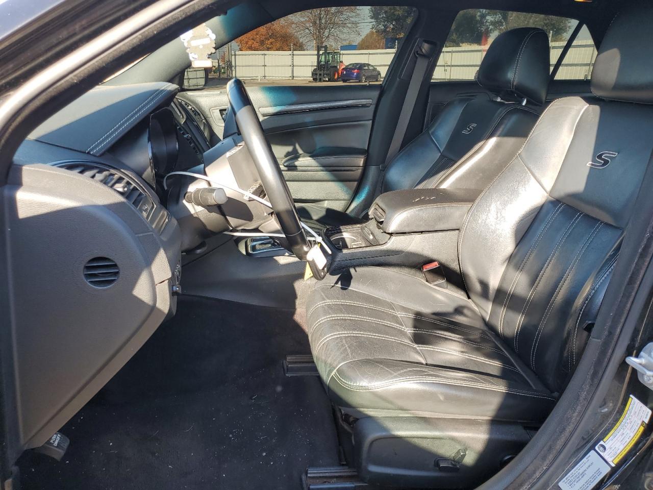 2016 CHRYSLER 300