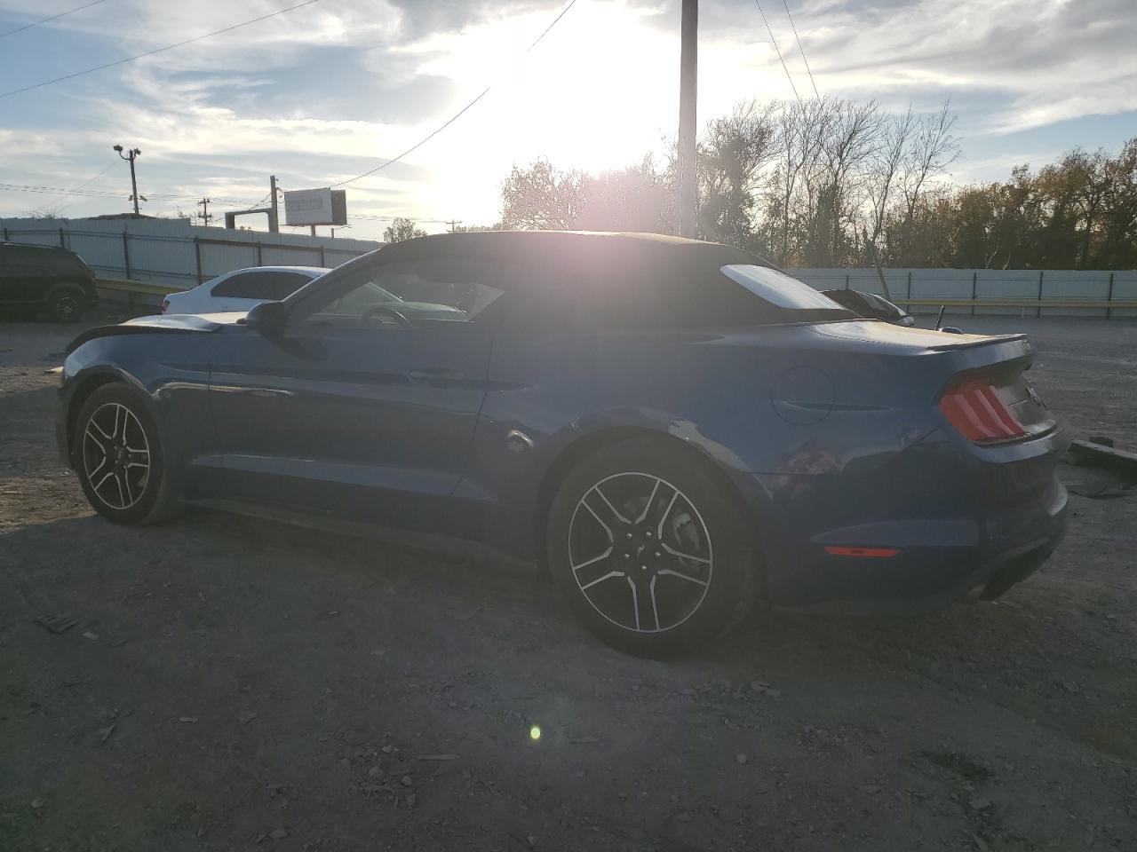 2022 FORD MUSTANG