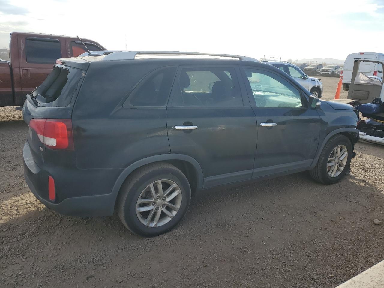 2015 KIA SORENTO
