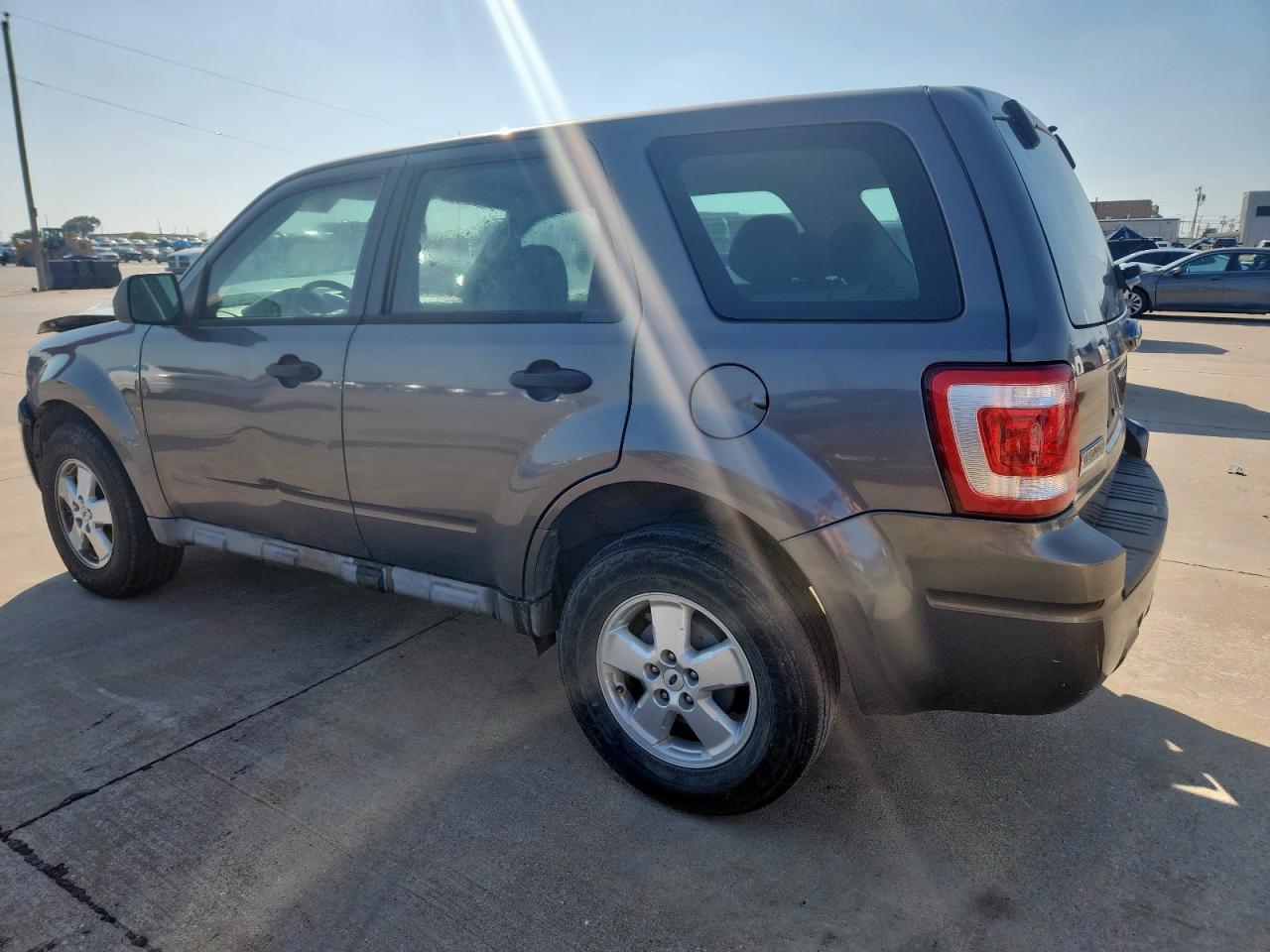 2009 FORD ESCAPE