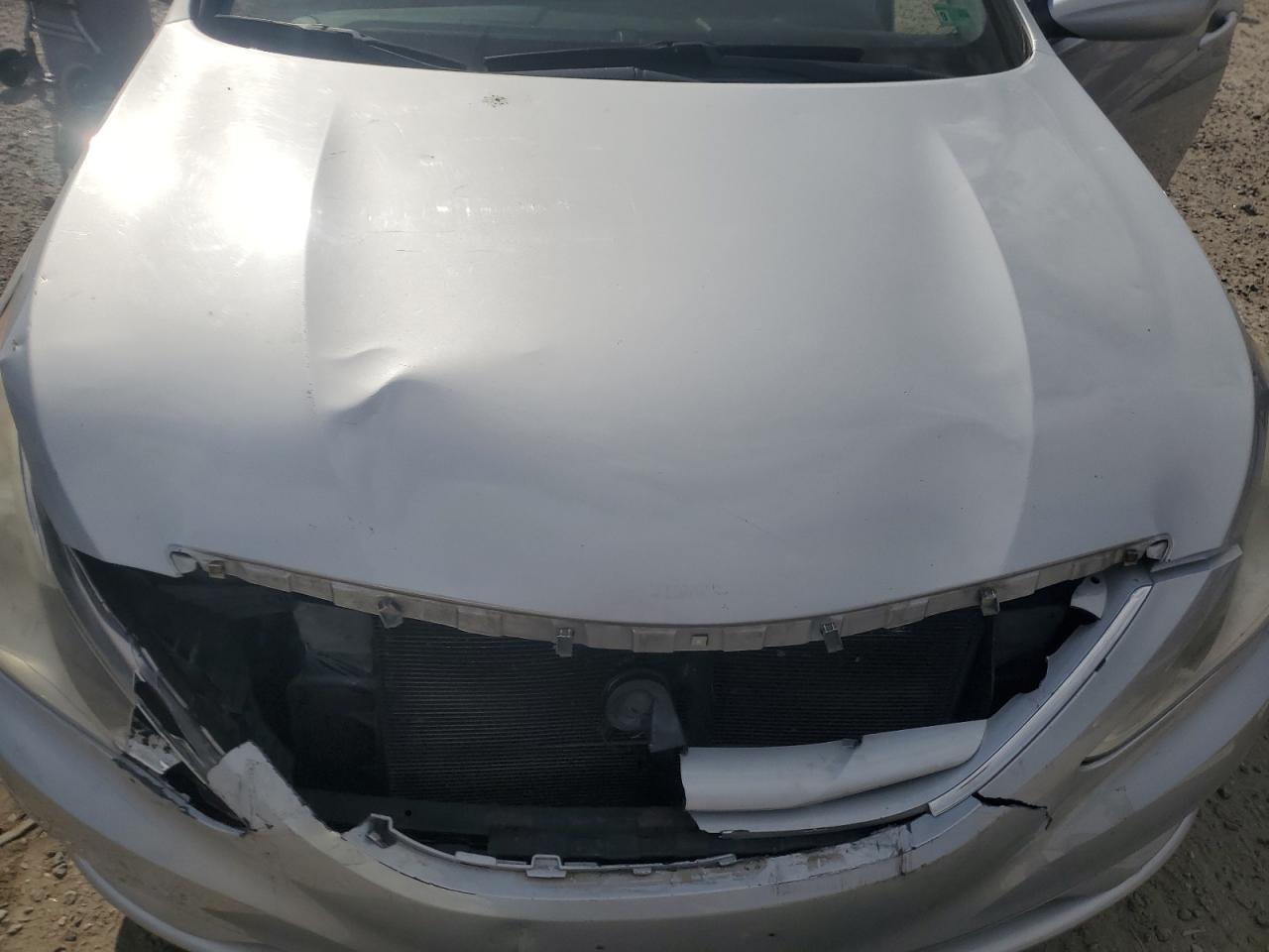 2011 HYUNDAI SONATA