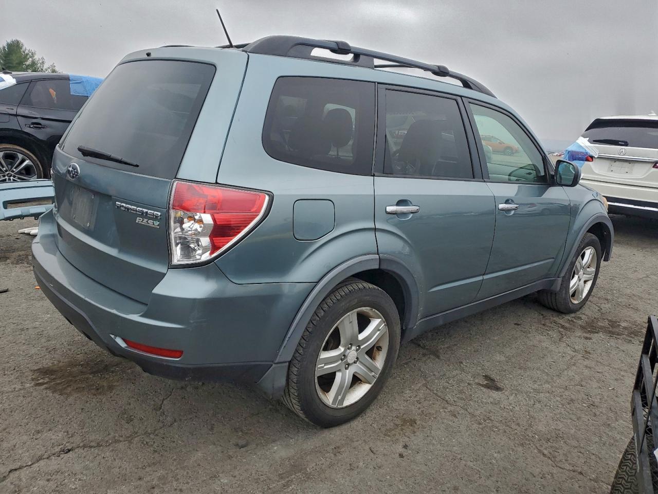 2010 SUBARU FORESTER