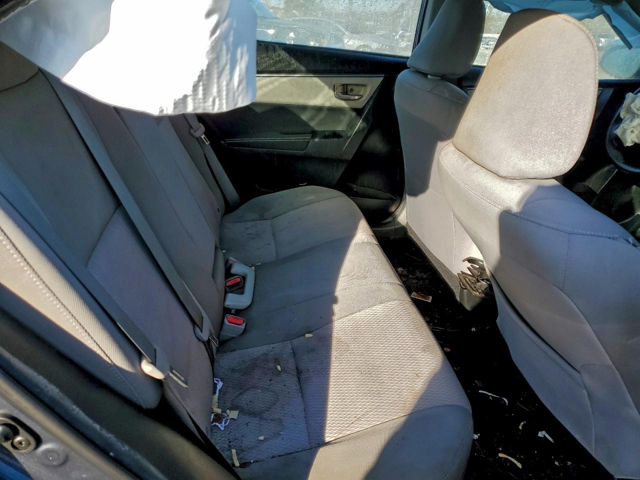 2015 TOYOTA COROLLA