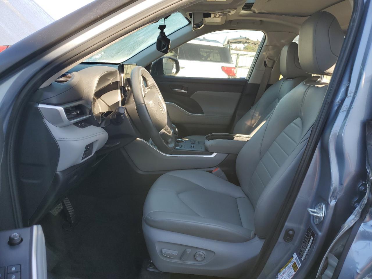 2024 TOYOTA HIGHLANDER