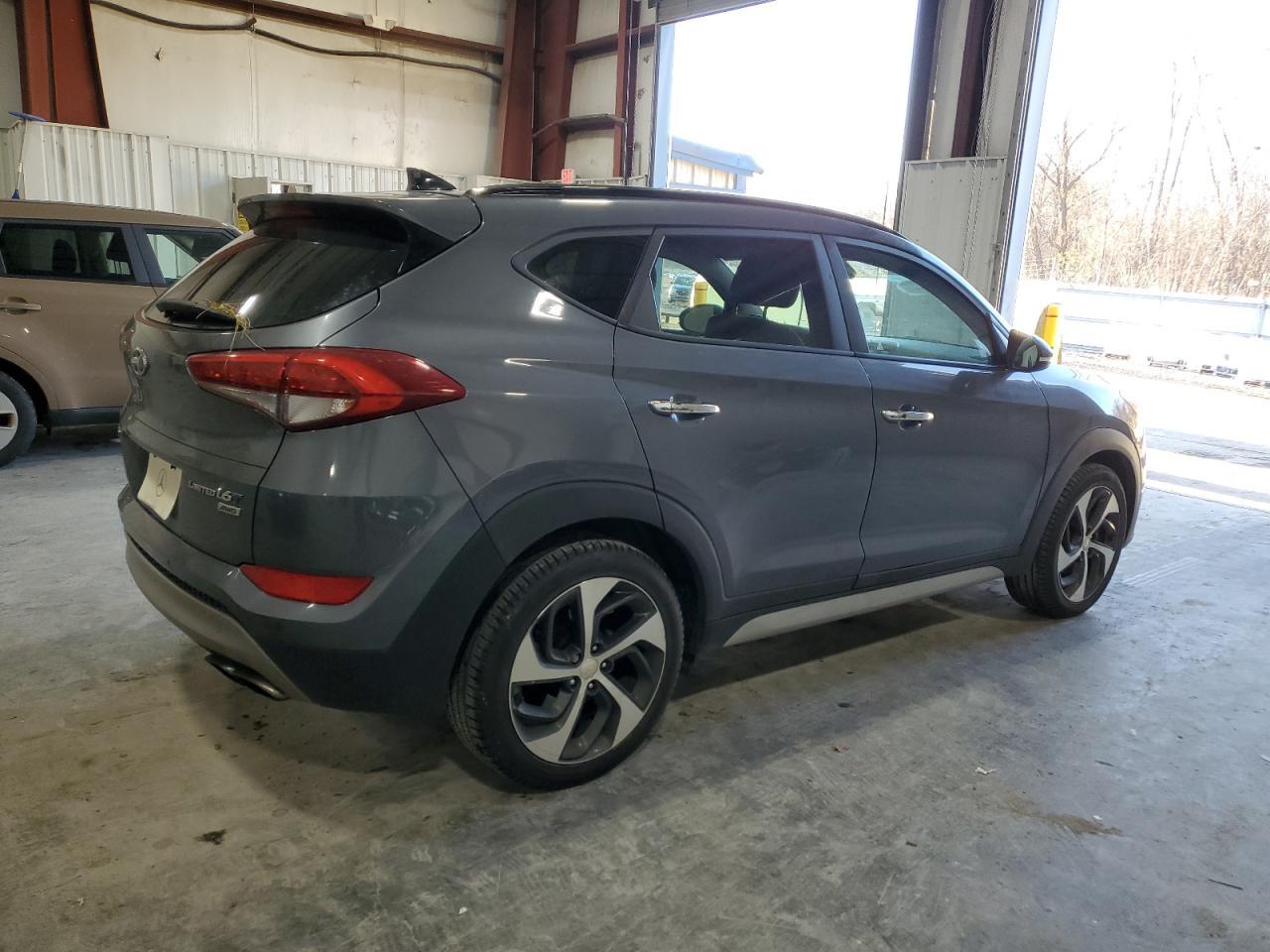 2018 HYUNDAI TUCSON