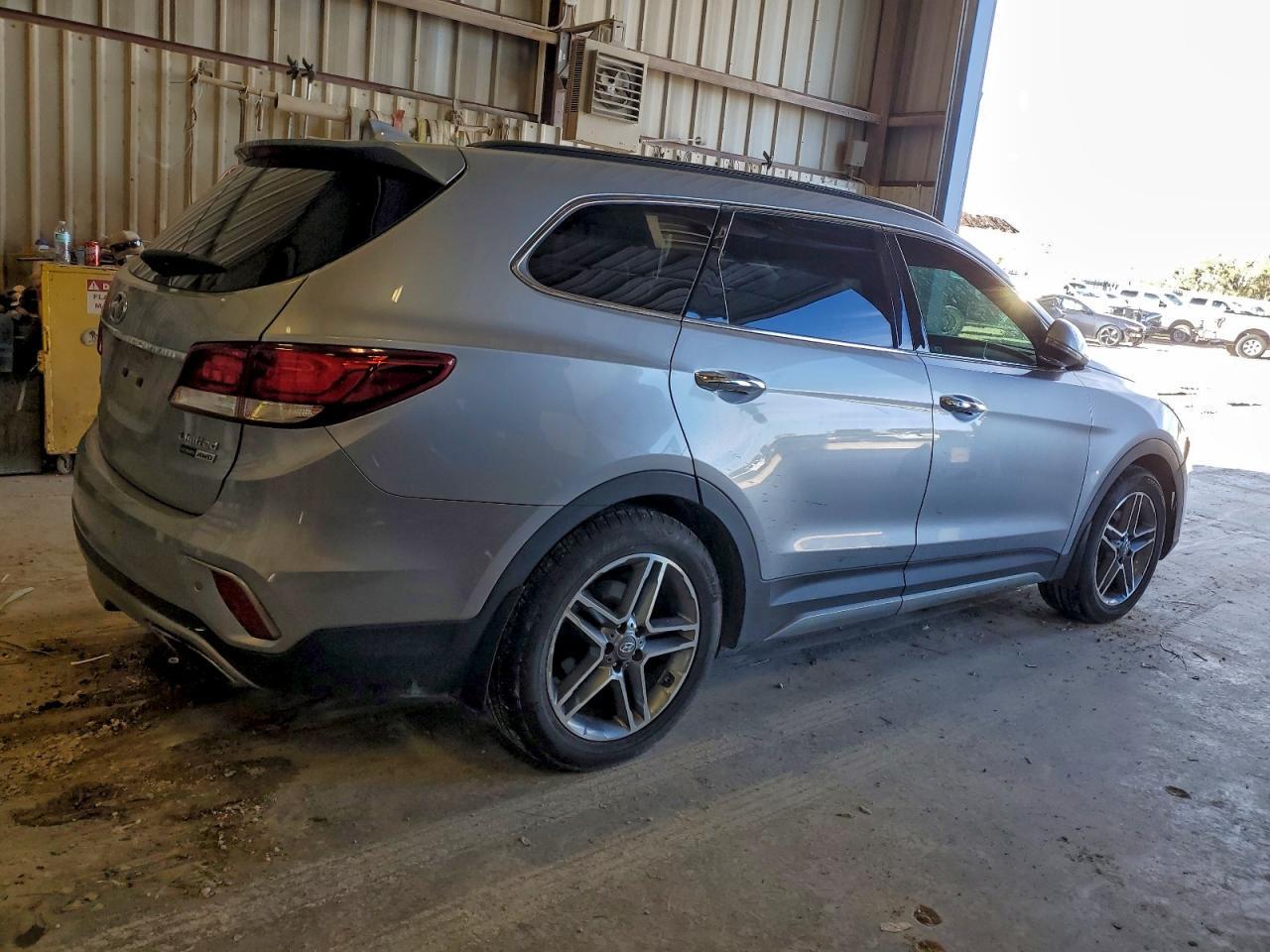 2017 HYUNDAI SANTA FE