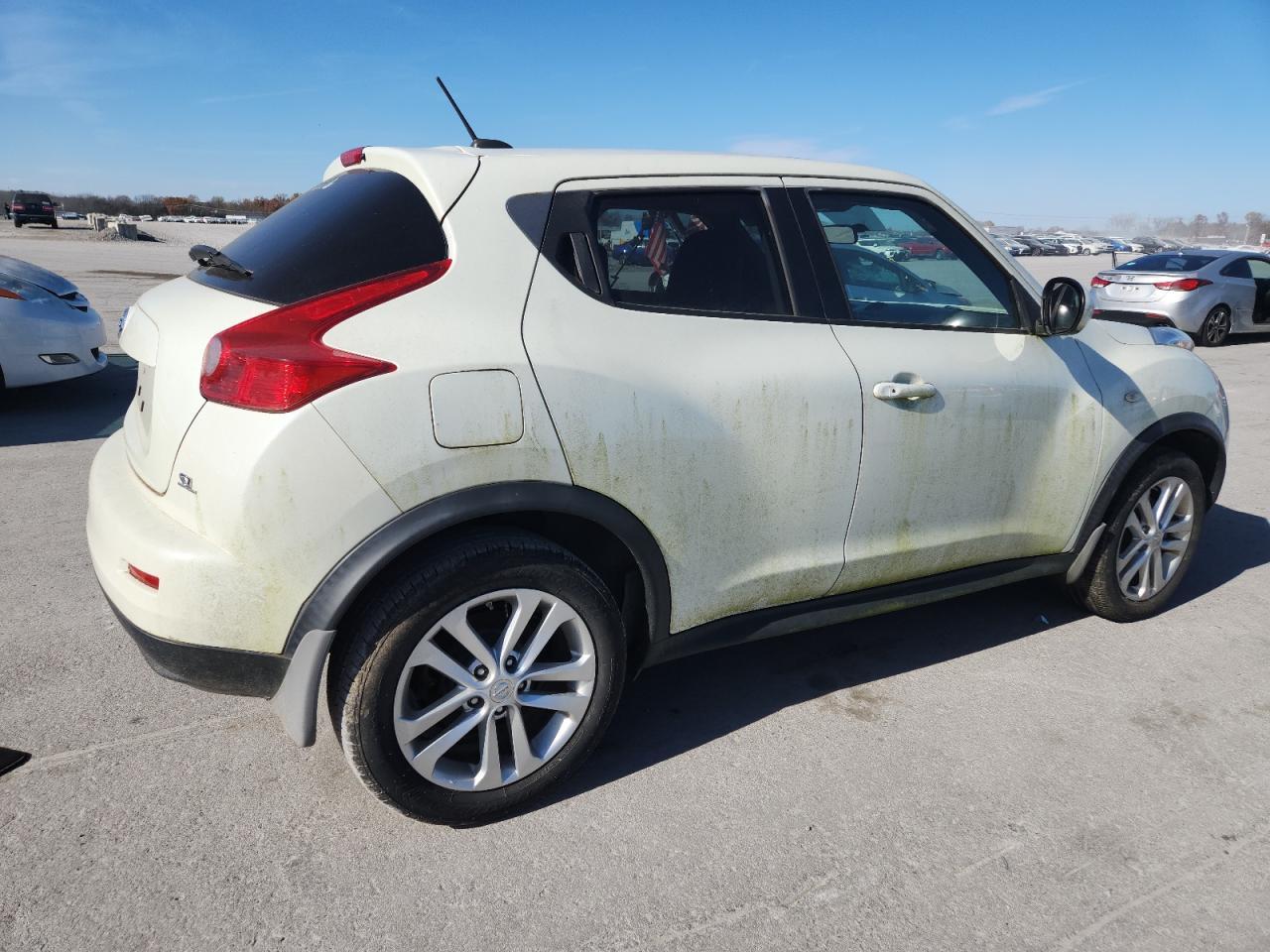 2011 NISSAN Juke