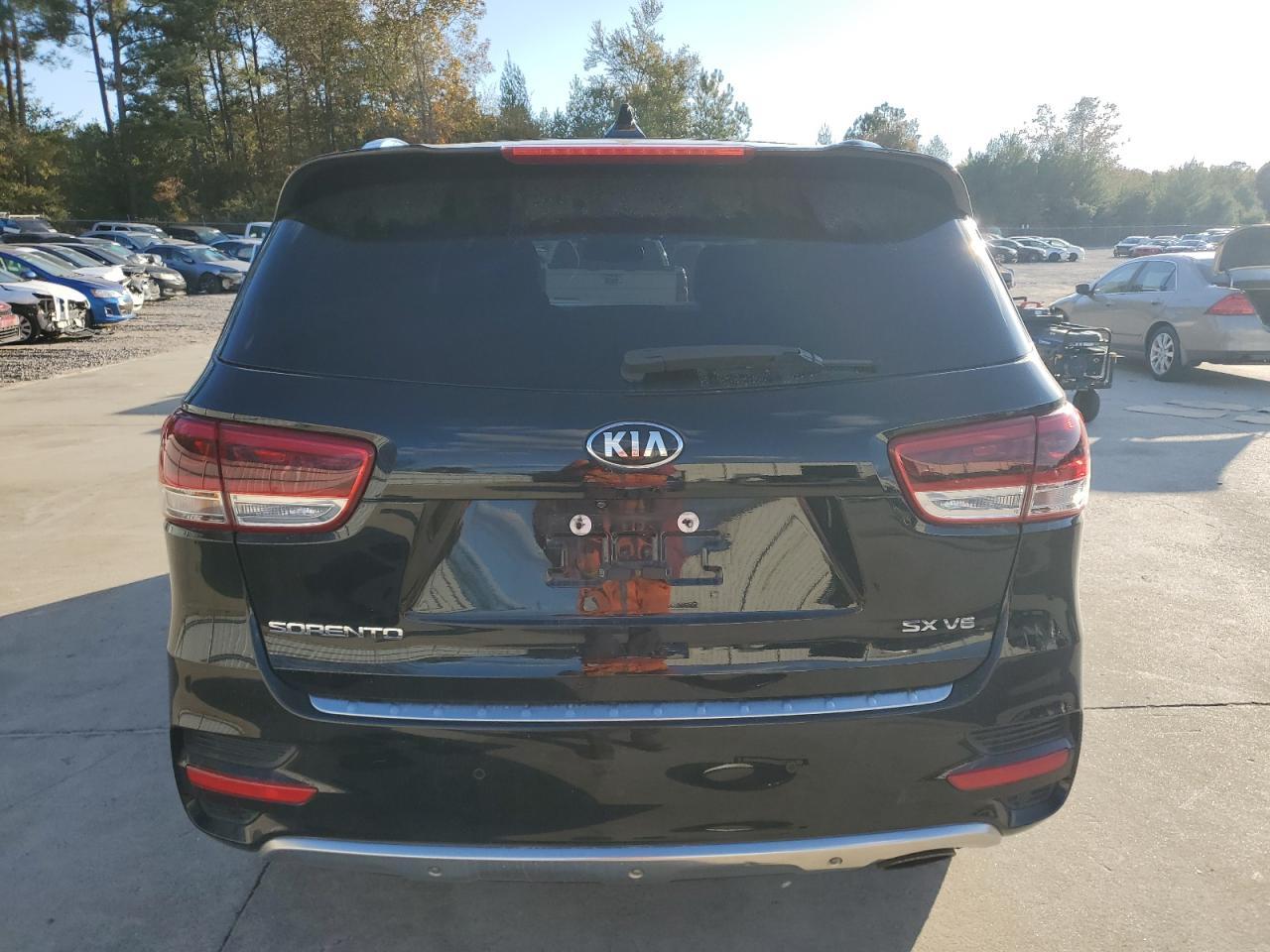2017 KIA SORENTO