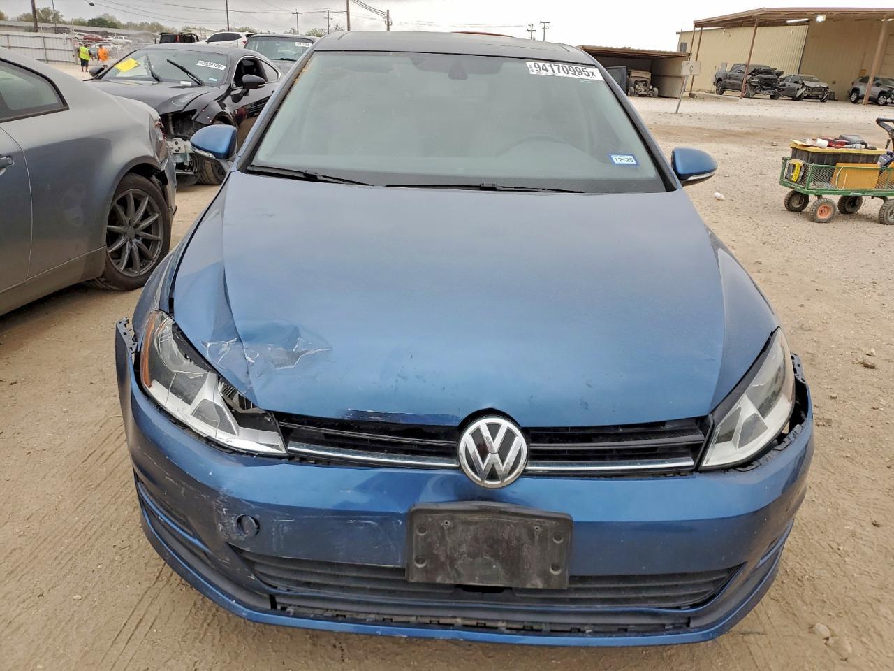 2017 VOLKSWAGEN GOLF