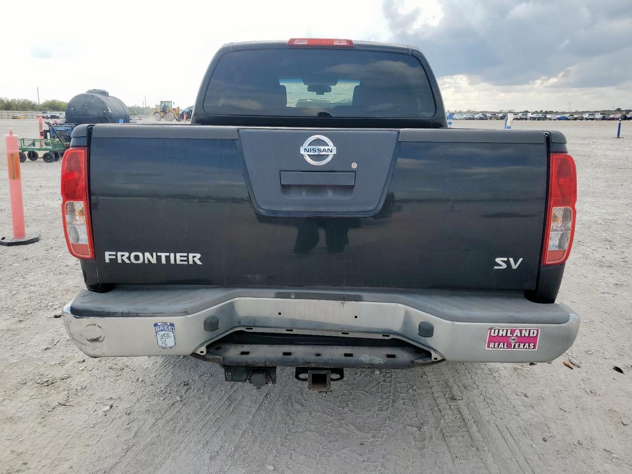 2012 NISSAN Frontier